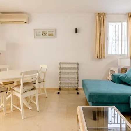 Apartamento Confortable Urbanizacion El Paraiso Estepona Exterior photo