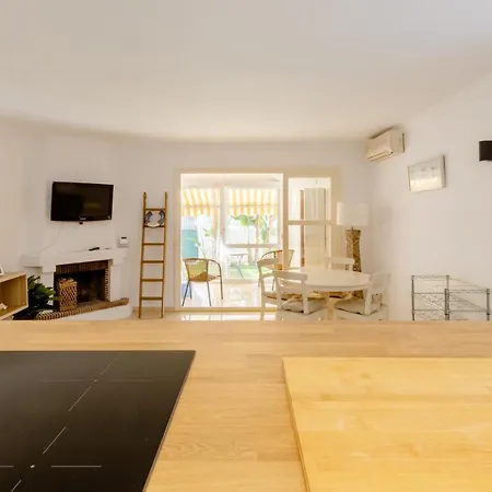 Apartamento Confortable Urbanizacion El Paraiso Estepona Exterior photo