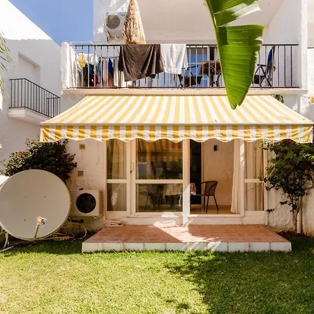 Apartamento Confortable Urbanizacion El Paraiso Estepona Exterior photo